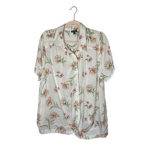 Torrid Top Sz 2 (2X) Slight Crop White Floral Semi-Sheer Cottagecore Lightweight